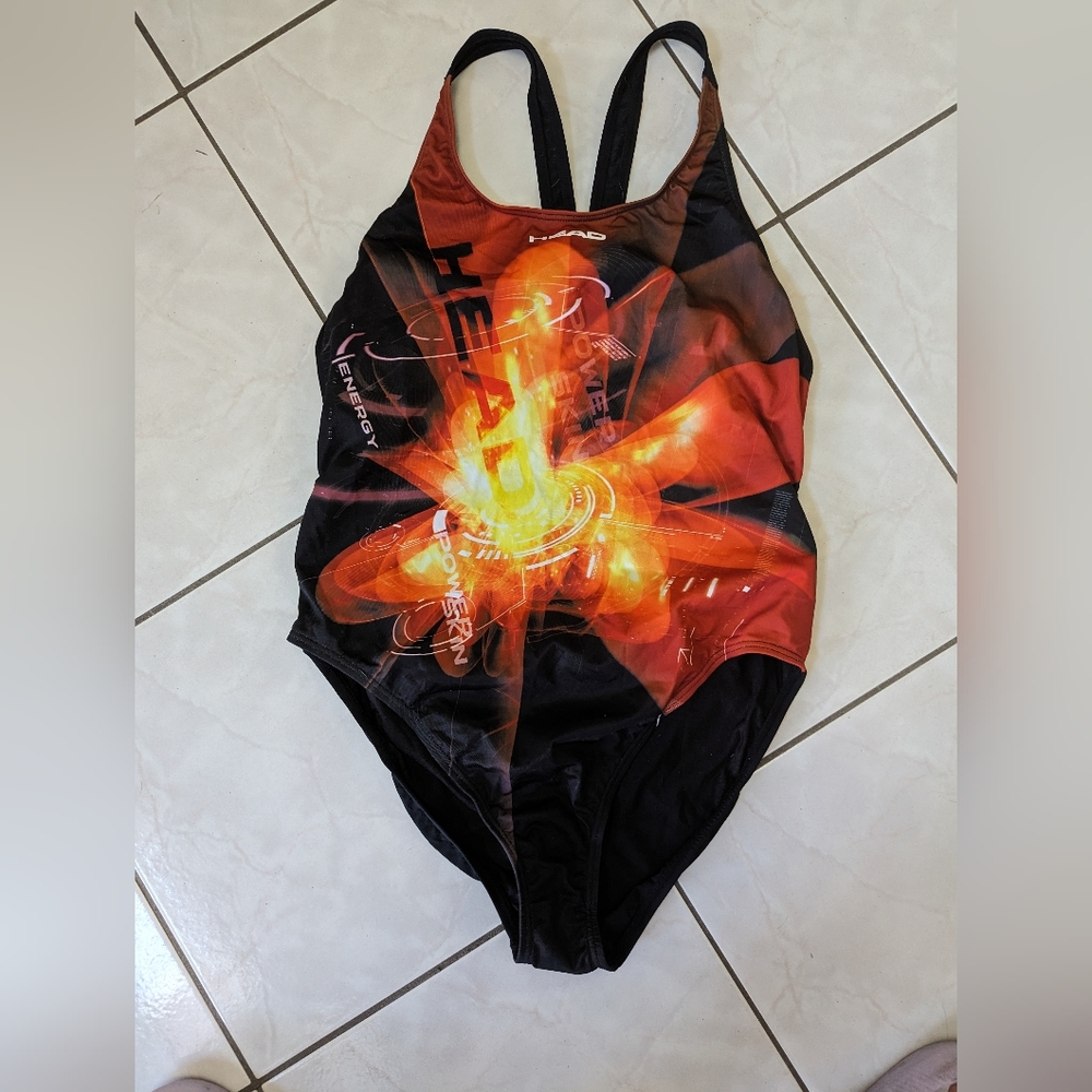Women's swim suit